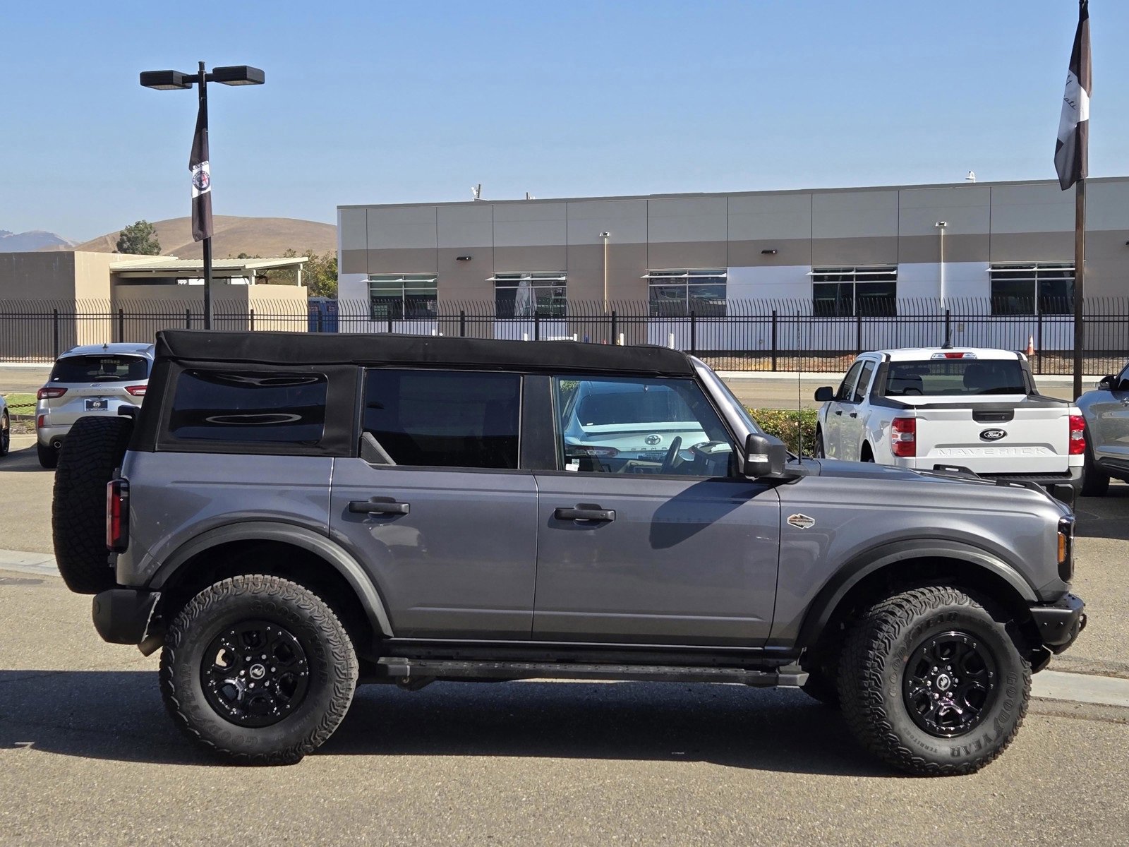 Certified 2023 Ford Bronco Wildtrak image 6