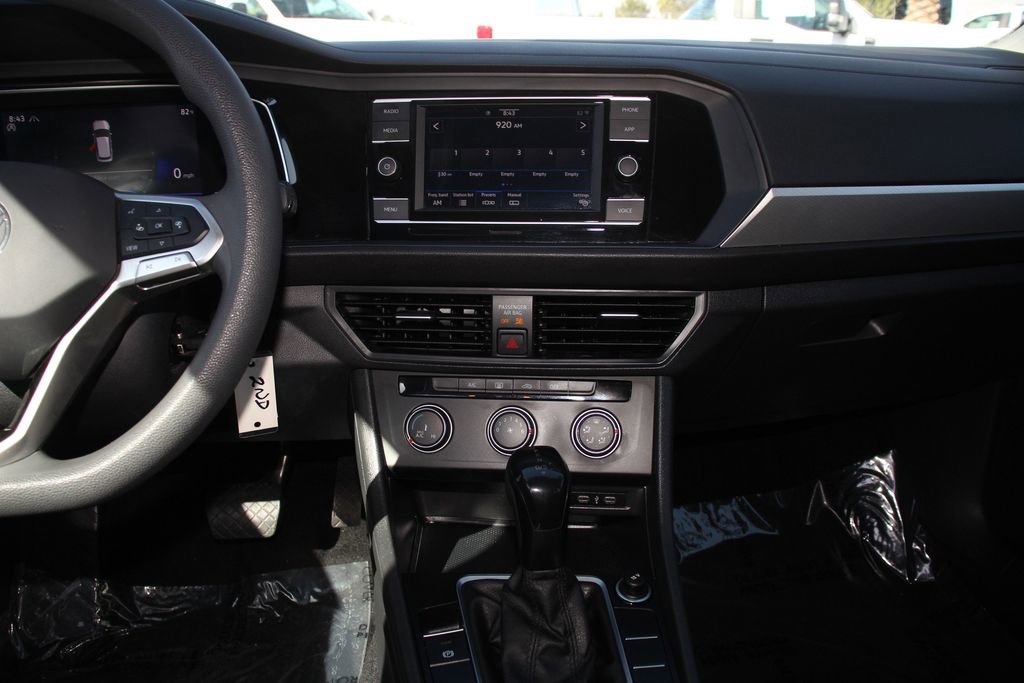 Used 2022 Volkswagen Jetta S FWD image 18