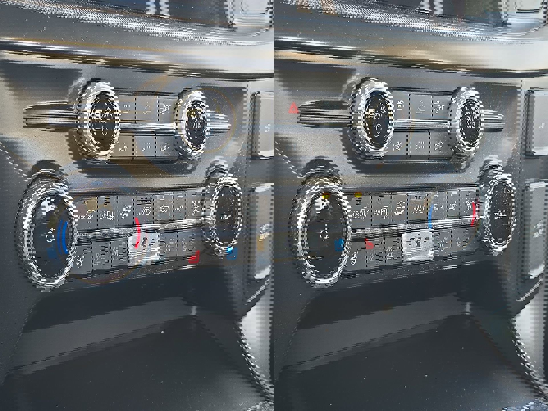 Certified 2025 Ford F150 Lariat w/ Equipment Group 501A Mid image 19