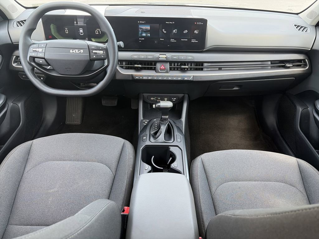 Used 2025 Kia K4 FWD image 14