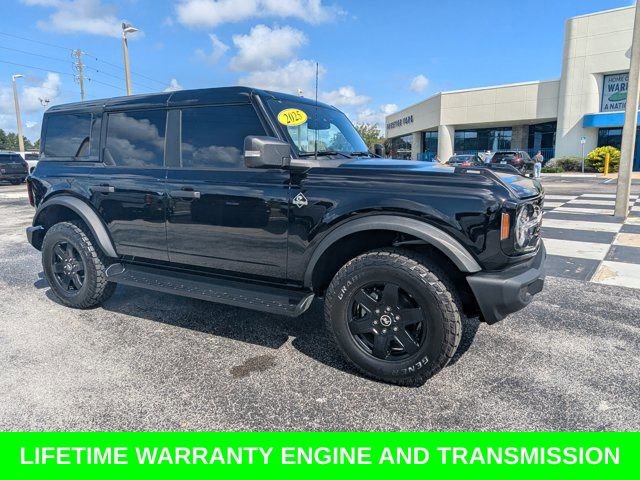 Certified 2025 Ford Bronco Outer Banks AWD/4WD image 3