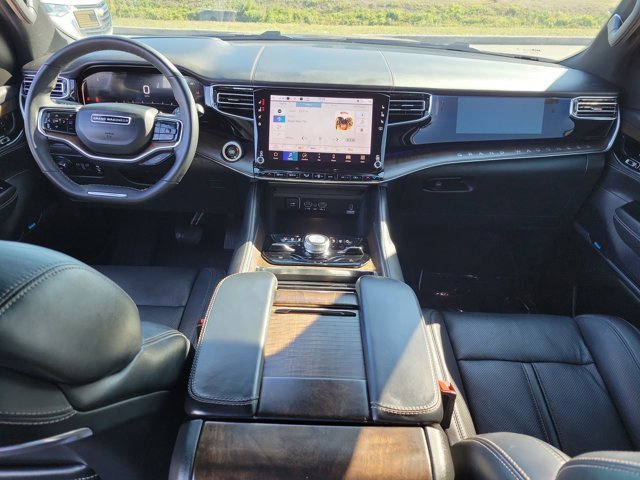 Used 2023 Jeep Grand Wagoneer Base w/ Flexible Seating Group image 20