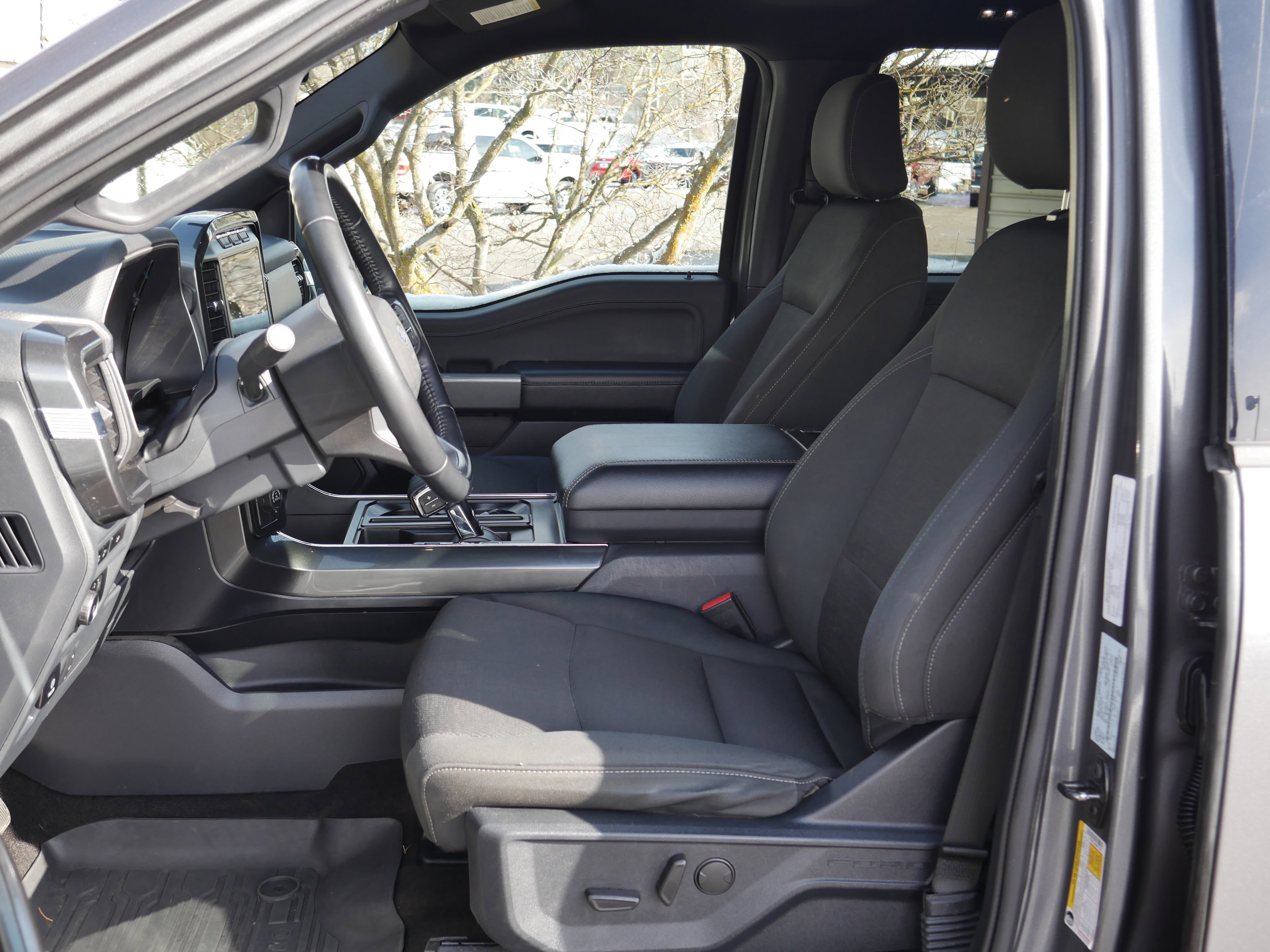 Certified 2022 Ford F150 XLT w/ Equipment Group 302A High image 9