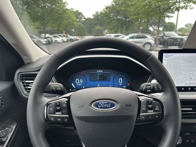 Certified 2023 Ford Escape Platinum AWD/4WD image 16