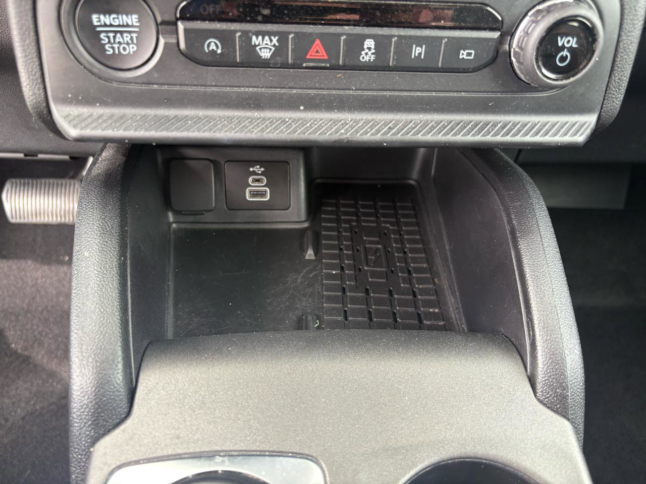 Certified 2025 Ford Bronco Sport Outer Banks w/ Outer Banks Tech Package+ AWD/4WD image 25