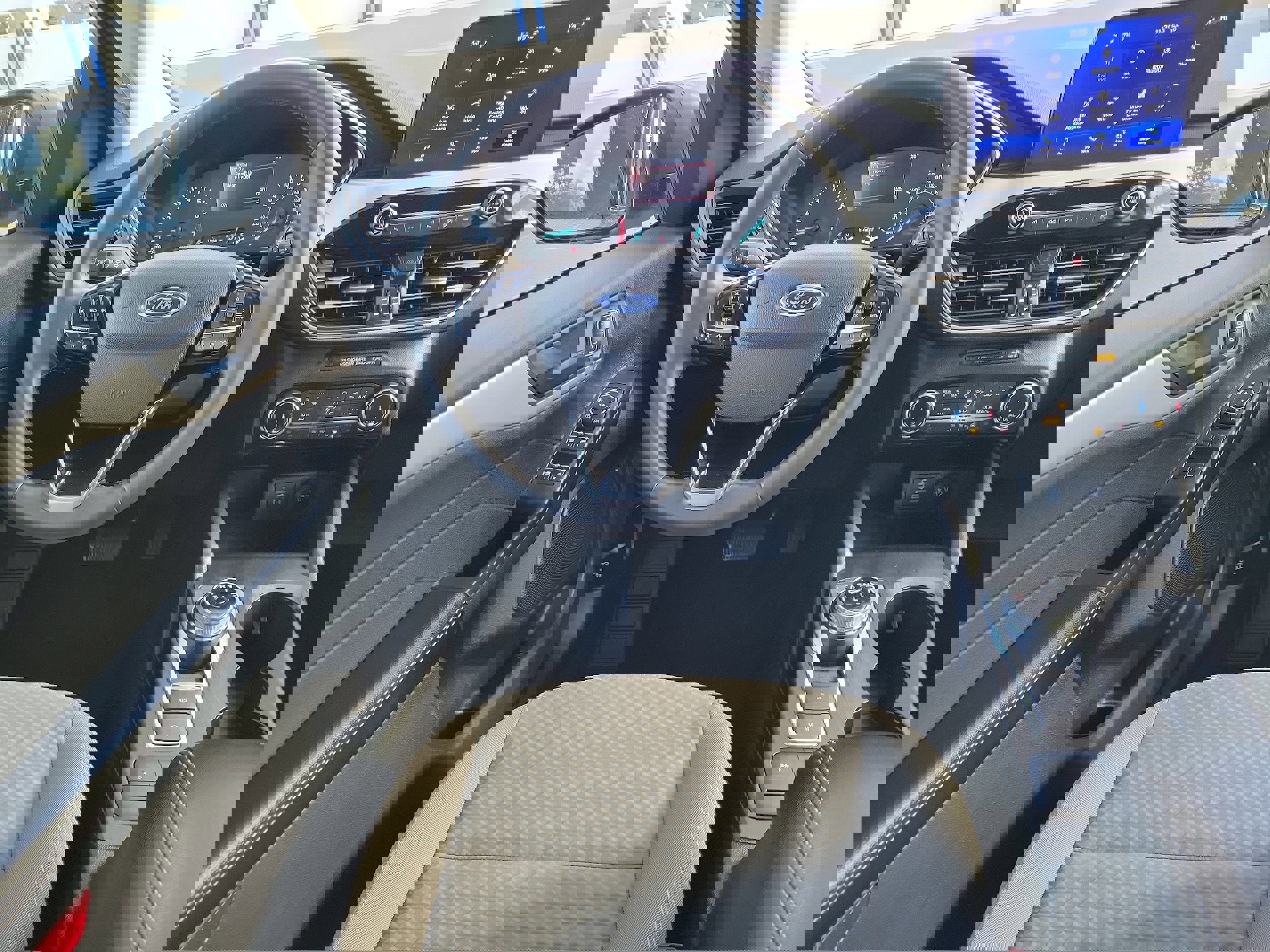 Certified 2022 Ford Escape SE w/ Convenience Package image 16