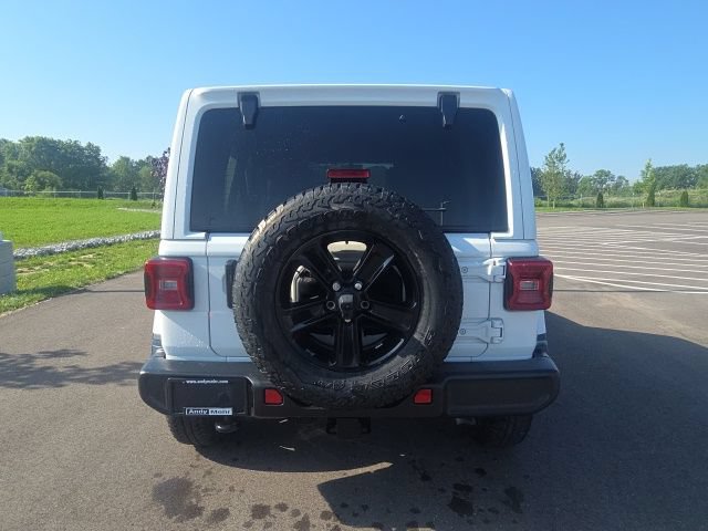 Used 2022 Jeep Wrangler Unlimited Sahara AWD/4WD image 10