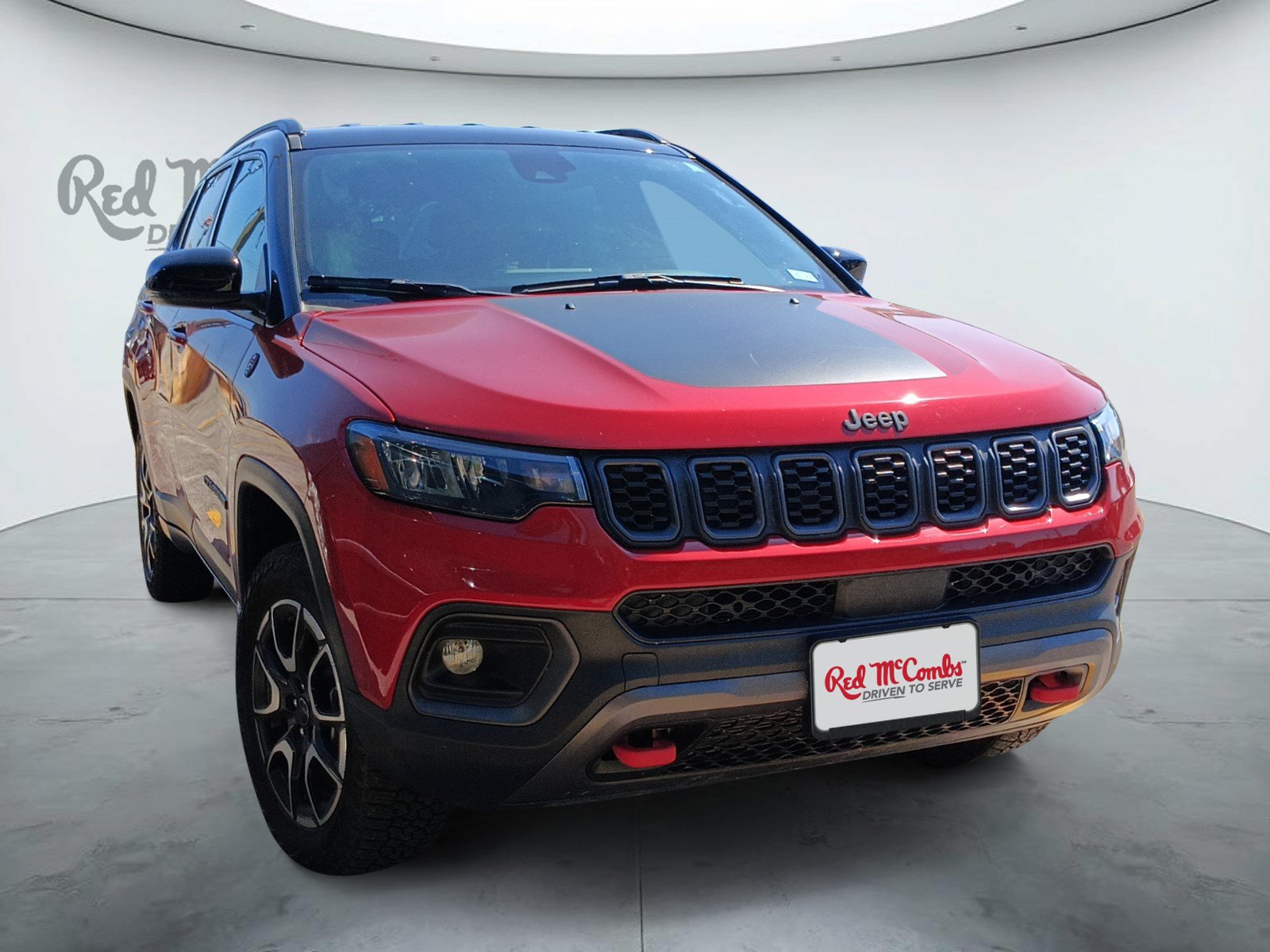 Used 2025 Jeep Compass Trailhawk AWD/4WD image 3