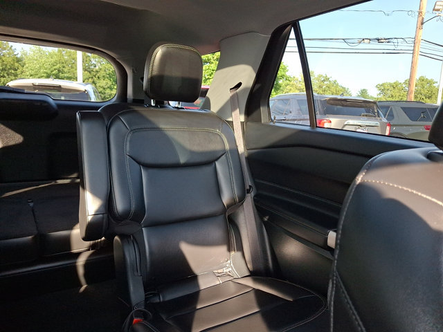 Certified 2023 Ford Explorer XLT w/ Equipment Group 202A AWD/4WD image 19