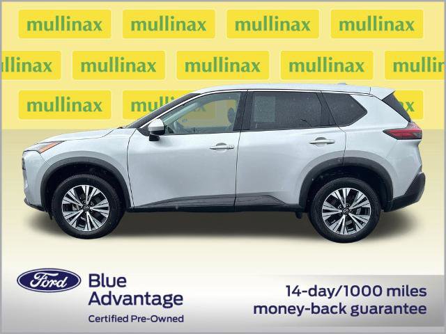 Used 2023 Nissan Rogue SV image 13