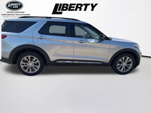 Certified 2023 Ford Explorer XLT w/ Equipment Group 202A image 8