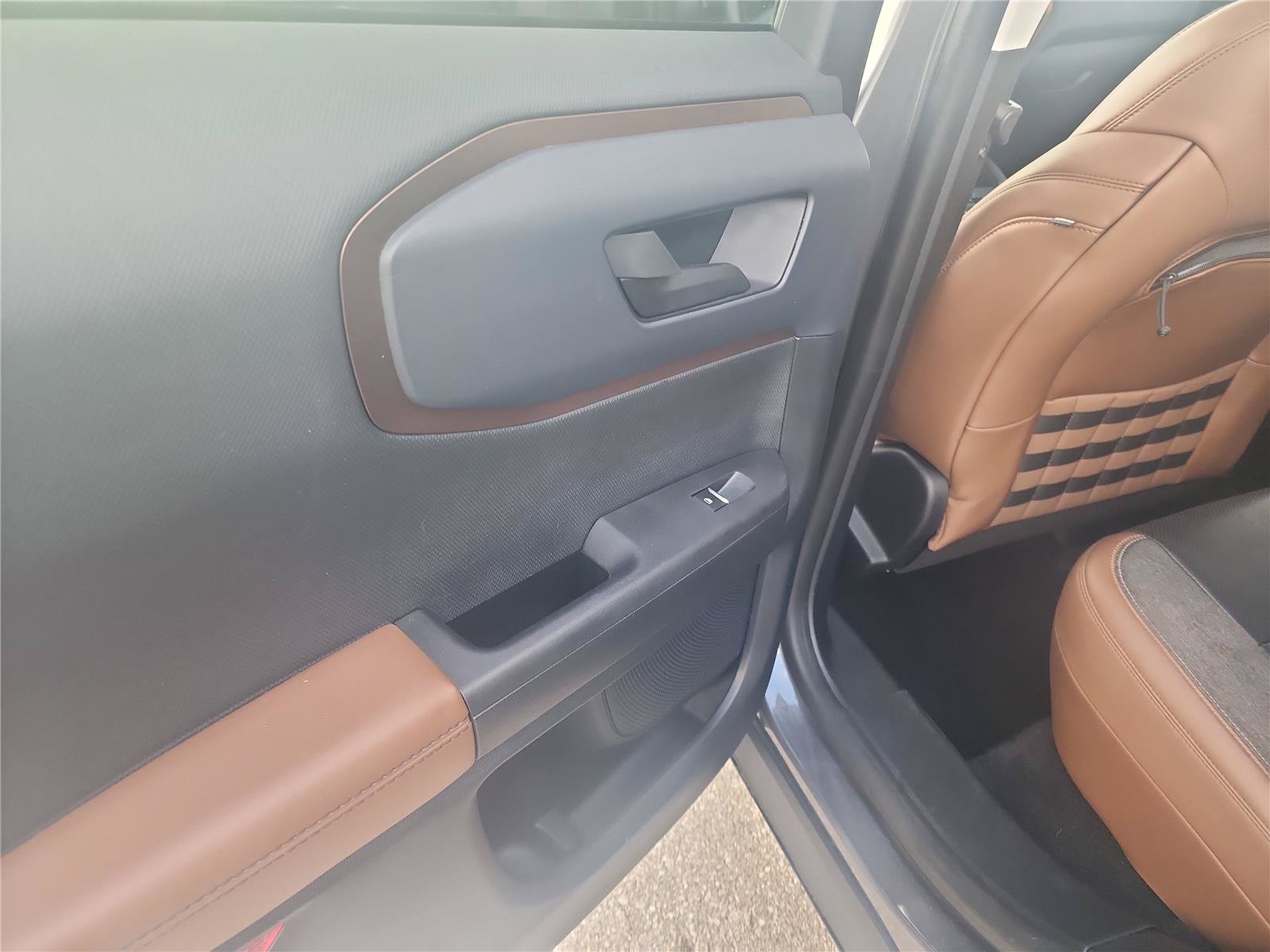 Certified 2021 Ford Bronco Sport Outer Banks AWD/4WD image 16