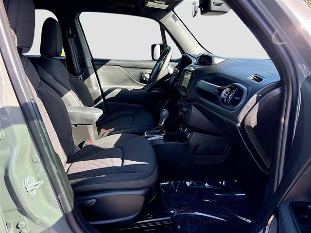 Used 2022 Jeep Renegade Altitude AWD/4WD image 28
