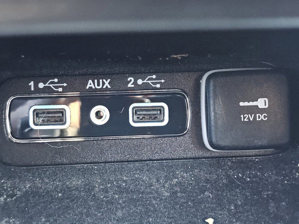 Used 2018 Jeep Grand Cherokee Limited image 14