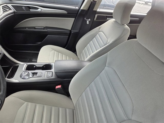 Certified 2018 Ford Fusion S image 3
