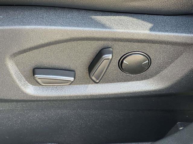 Certified 2024 Ford Edge Titanium image 17