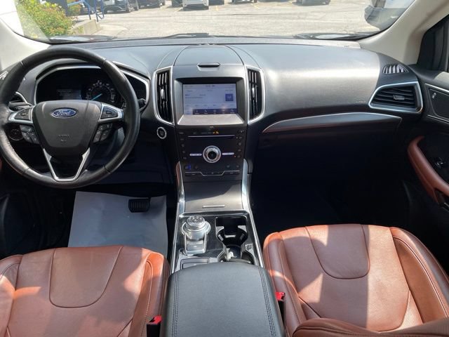 Certified 2019 Ford Edge Titanium w/ Equipment Group 301A AWD/4WD image 10