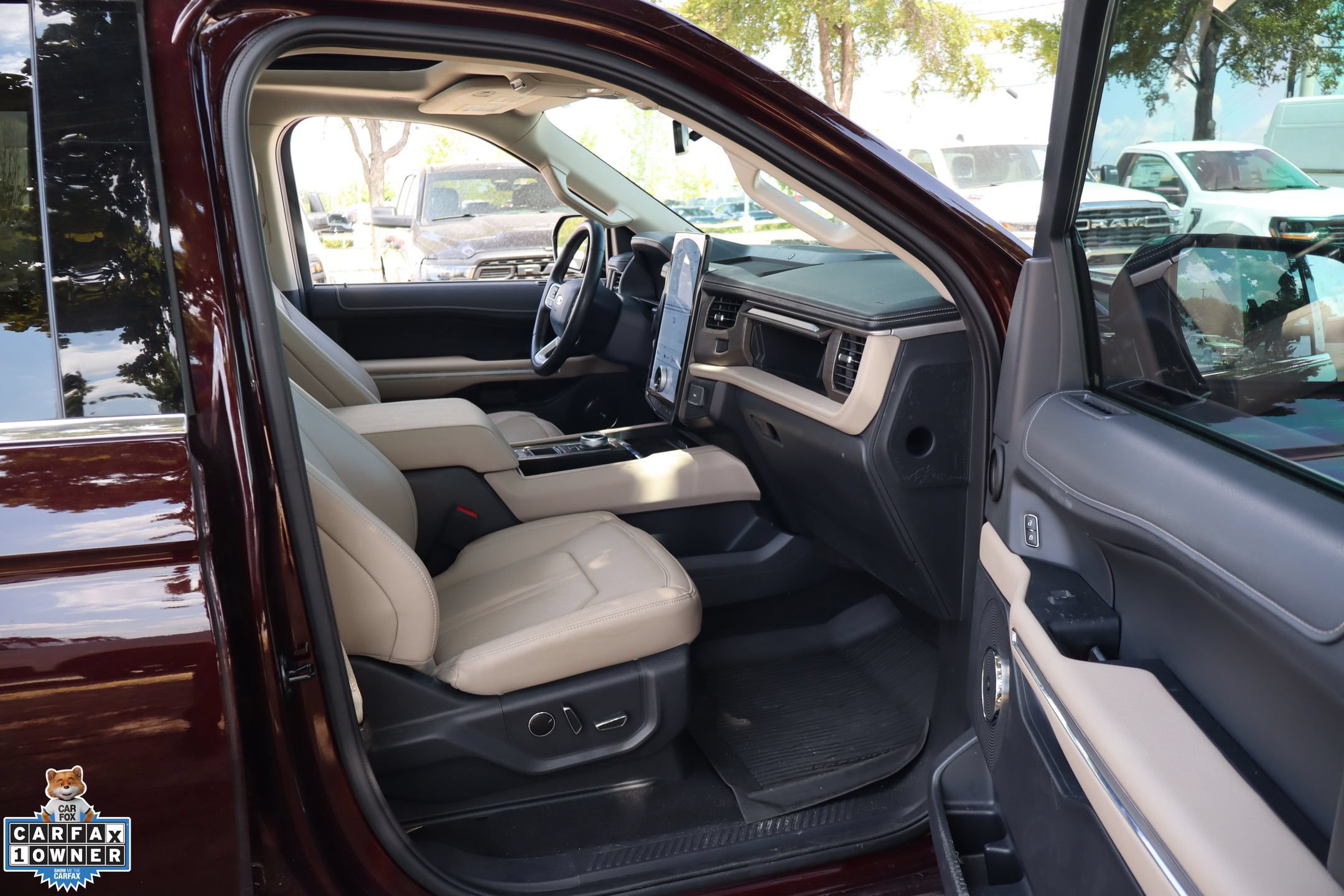 Certified 2024 Ford Expedition Max Limited RWD image 32