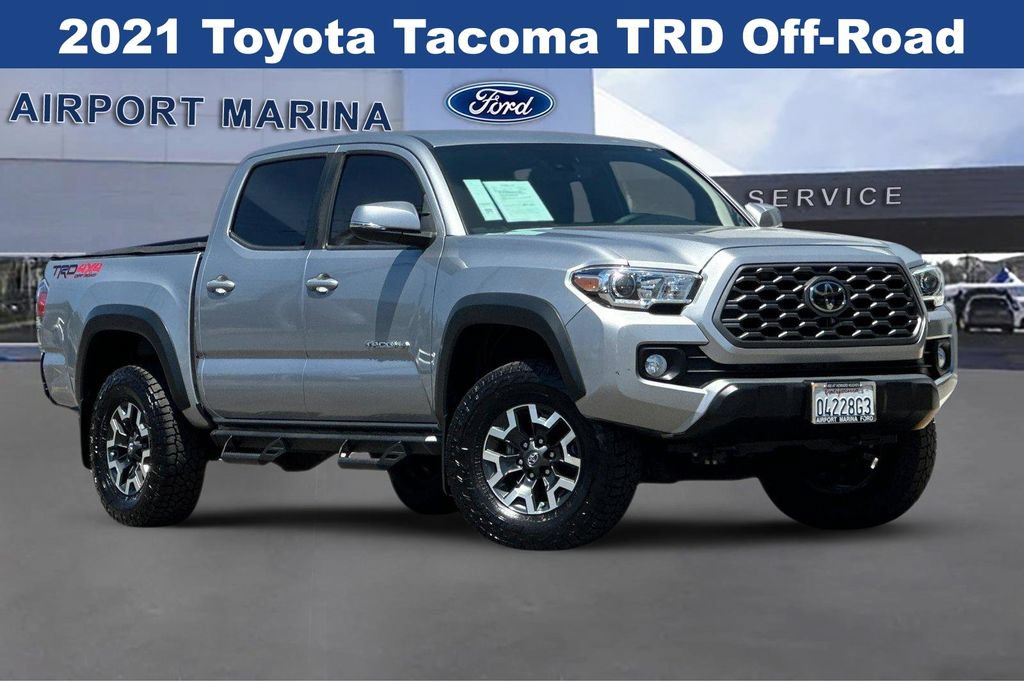 Used 2021 Toyota Tacoma TRD Off-Road w/ Technology Package AWD/4WD image 2