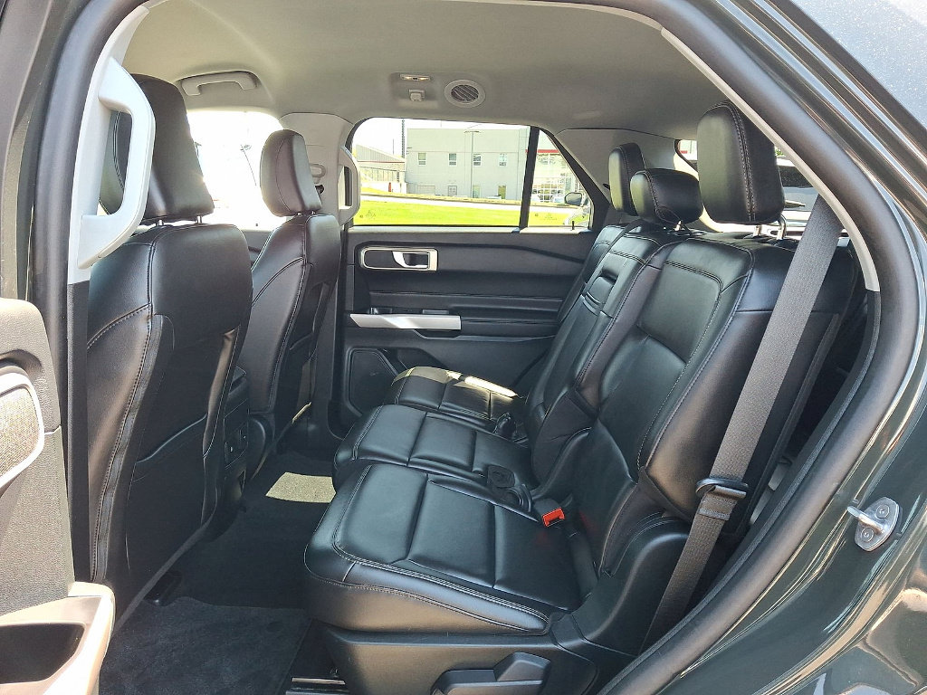 Certified 2023 Ford Explorer XLT w/ Equipment Group 202A AWD/4WD image 26