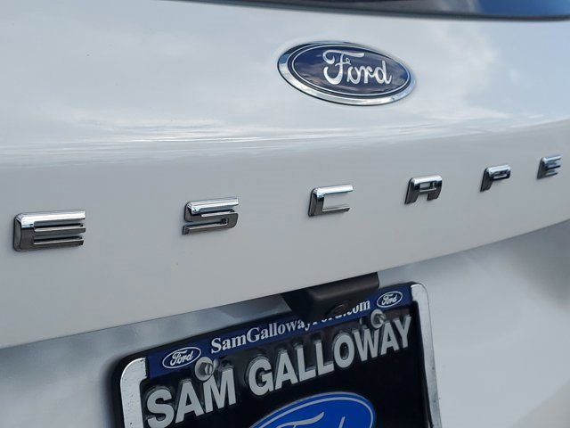 Certified 2022 Ford Escape SE image 11