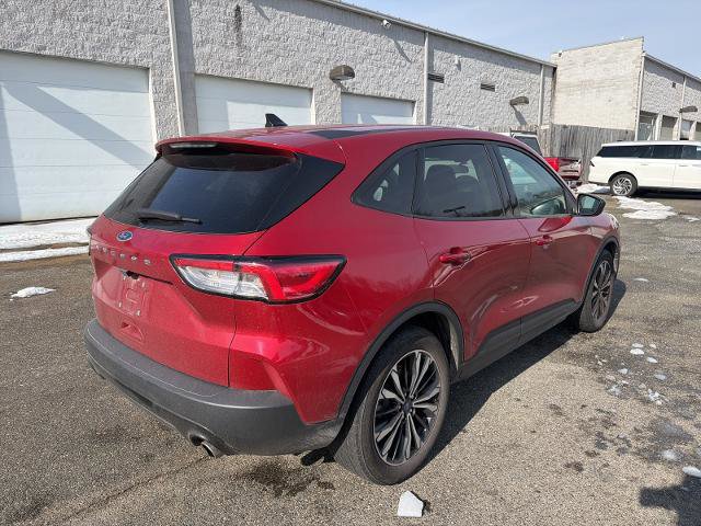 Certified 2022 Ford Escape SE w/ SE Sport Appearance Package image 7