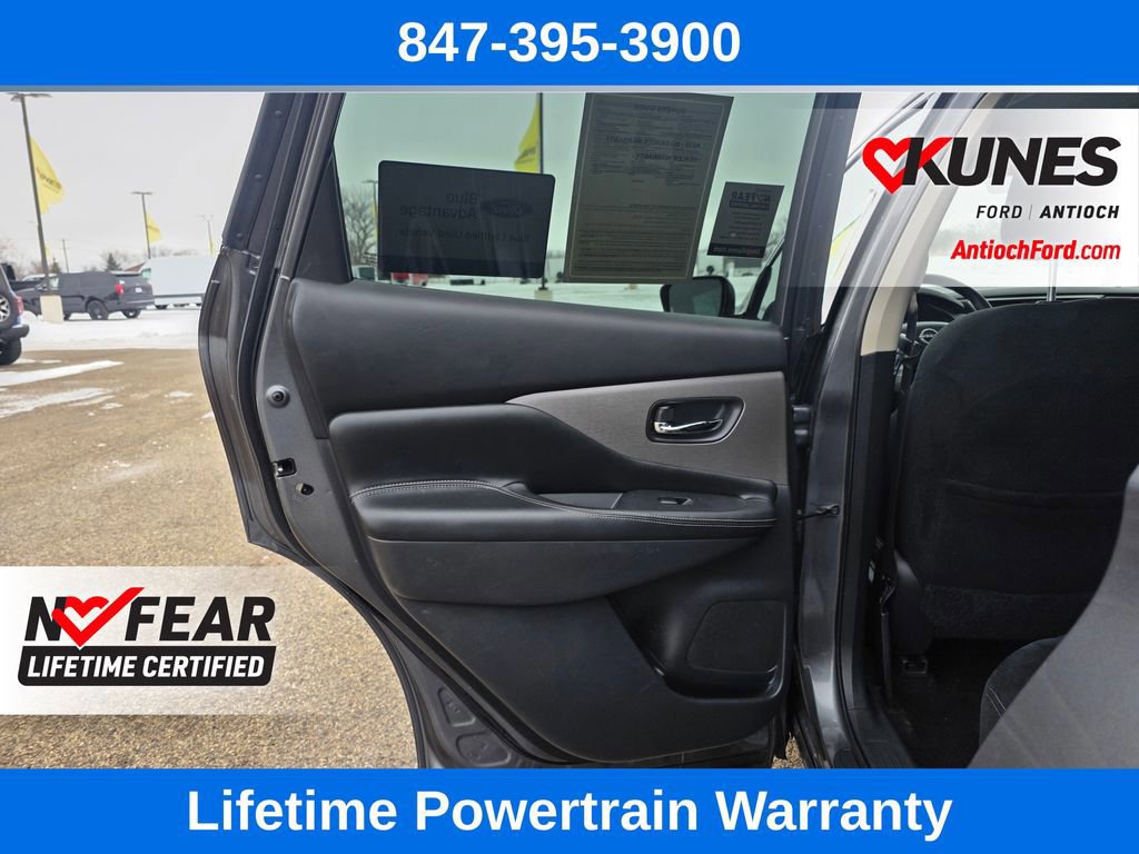 Used 2023 Nissan Murano S image 18