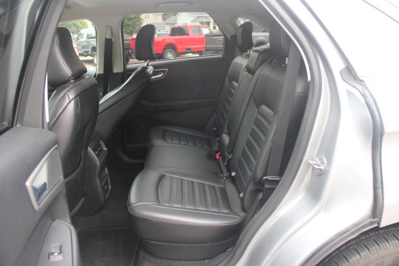 Certified 2022 Ford Edge SEL AWD/4WD image 13