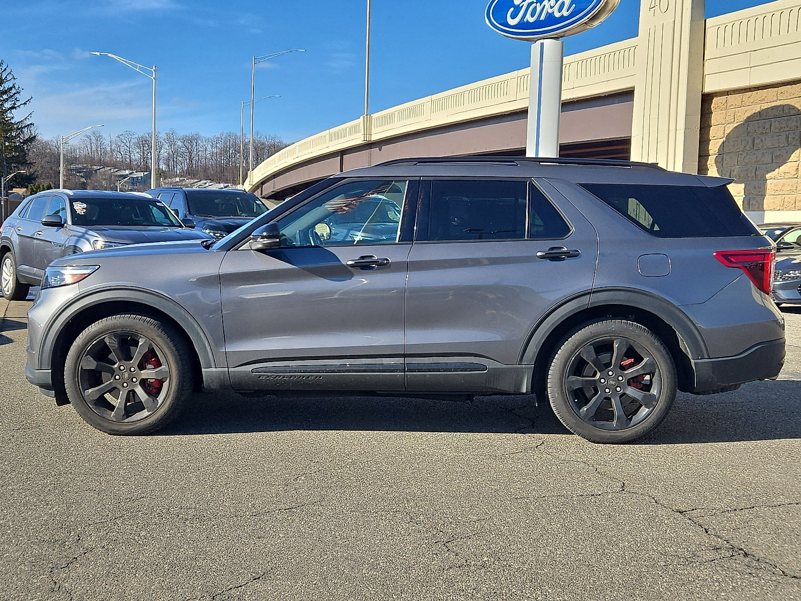 Certified 2022 Ford Explorer ST w/ Equipment Group 401A image 7