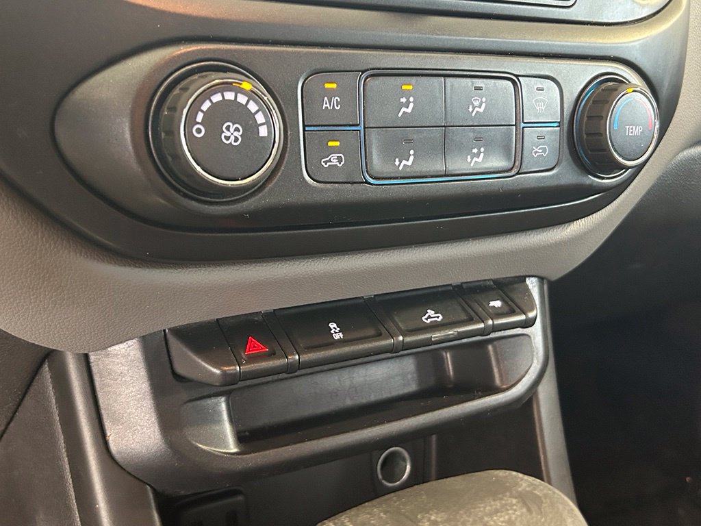 Used 2019 Chevrolet Colorado W/T w/ WT Convenience Package RWD image 36