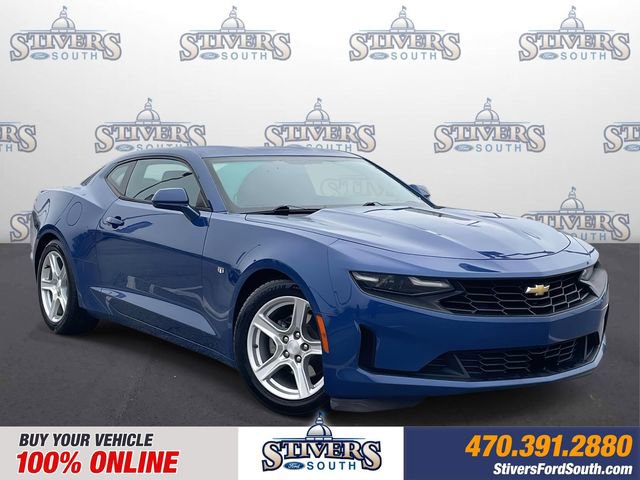 Used 2021 Chevrolet Camaro LT image 1