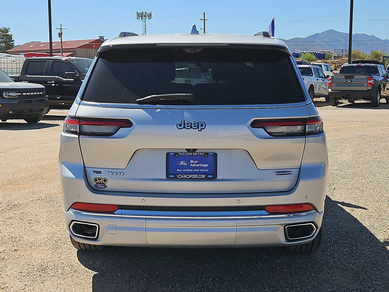Used 2022 Jeep Grand Cherokee L Overland w/ Advanced Protech Group III AWD/4WD image 7