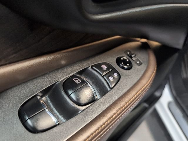 Used 2021 Nissan Murano Platinum image 16