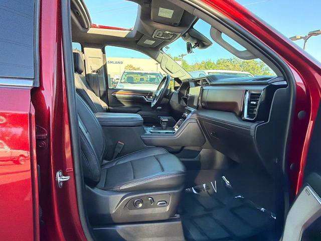 Used 2024 GMC Sierra 1500 Denali AWD/4WD image 26