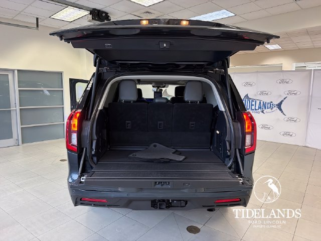 Certified 2025 Ford Expedition Active RWD image 12