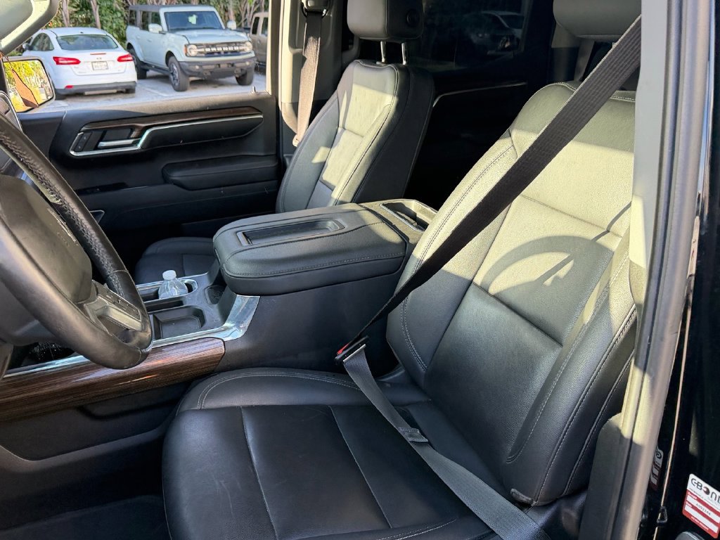 Used 2022 Chevrolet Silverado 1500 LT Trail Boss w/ LT Trail Boss Premium Package AWD/4WD image 9