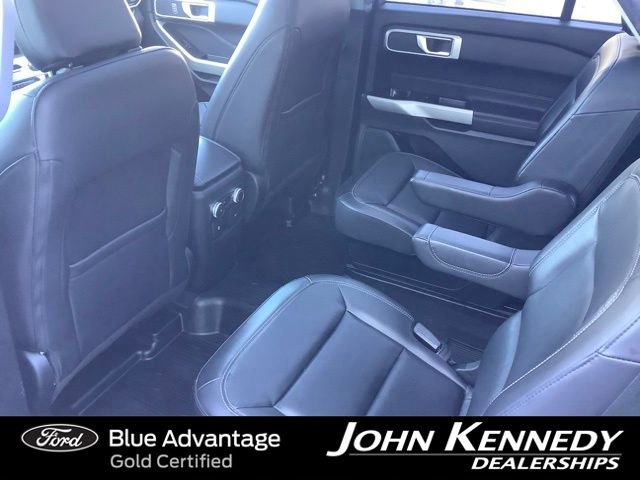Certified 2022 Ford Explorer XLT w/ Equipment Group 202A AWD/4WD image 21
