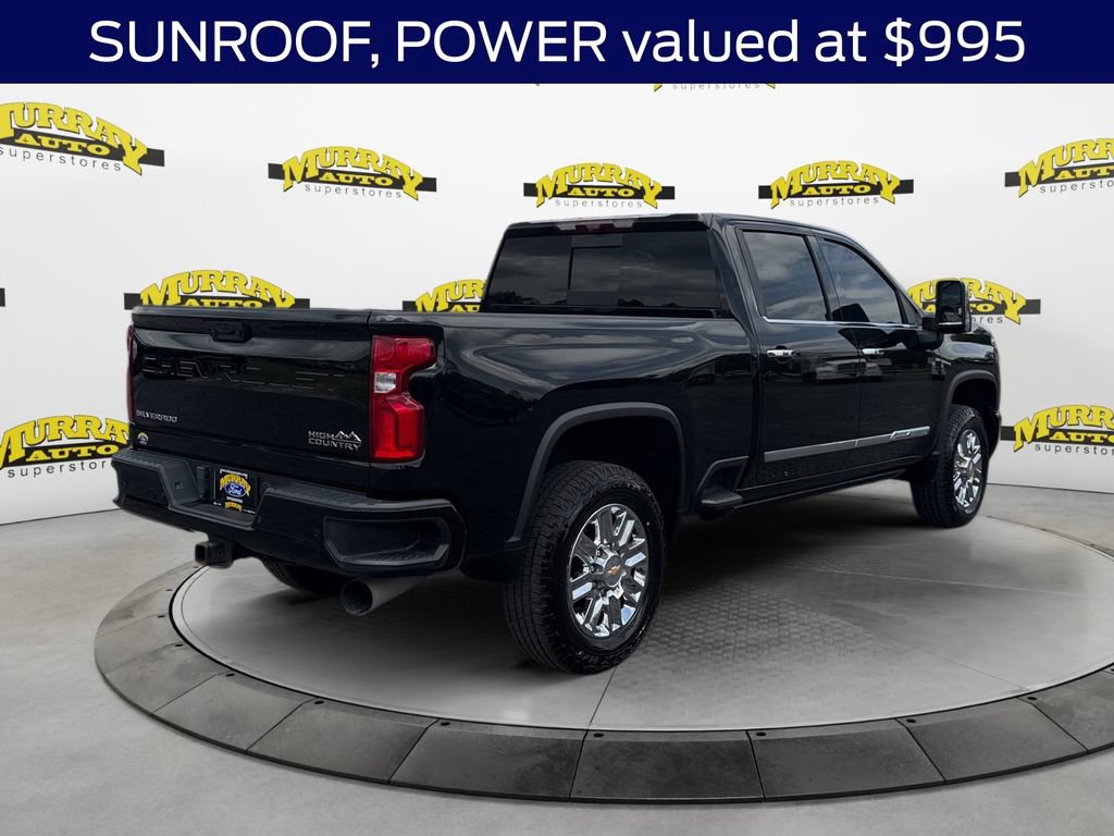 Used 2024 Chevrolet Silverado 2500 High Country w/ Technology Package AWD/4WD image 7