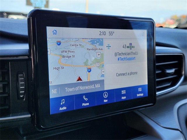 Certified 2022 Ford Explorer XLT w/ Equipment Group 202A image 22