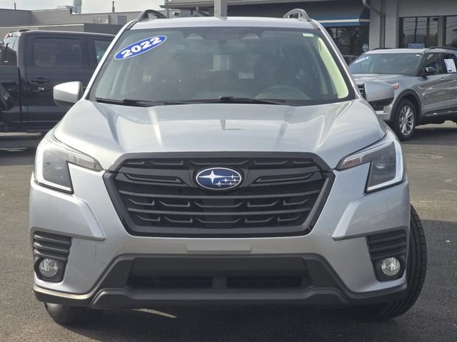 Used 2022 Subaru Forester Premium AWD/4WD image 12