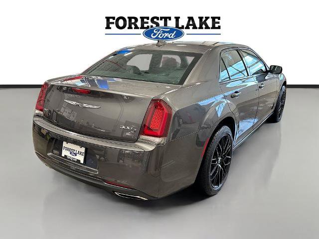 Used 2019 Chrysler 300 S image 7