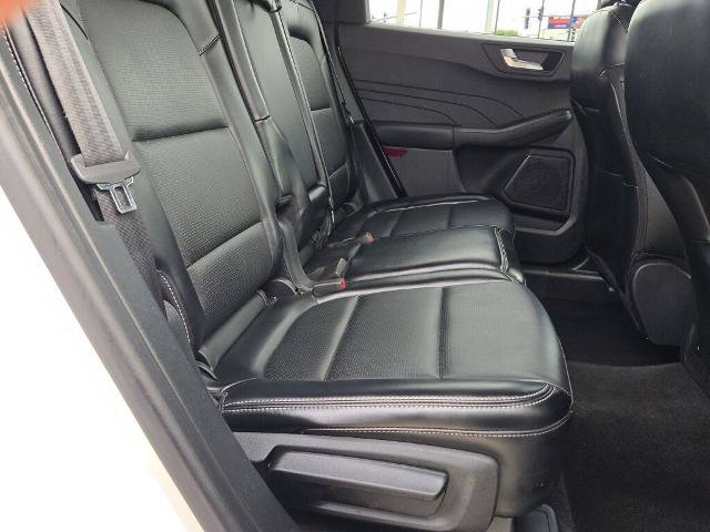 Certified 2024 Ford Escape Platinum AWD/4WD image 7