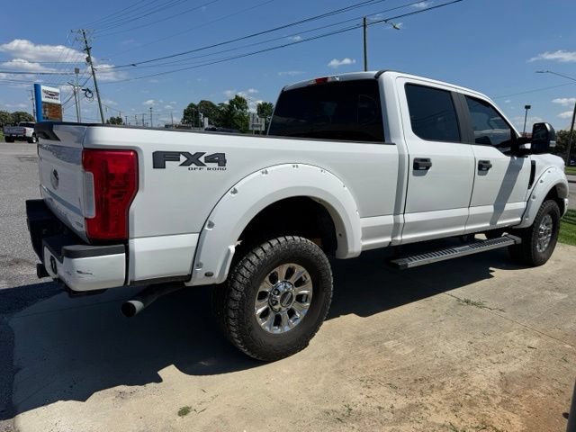 Certified 2019 Ford F250 XL w/ STX Appearance Package AWD/4WD image 12
