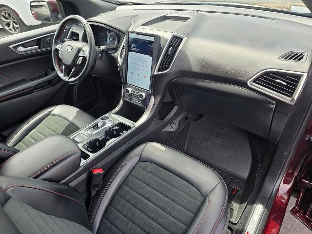 Certified 2022 Ford Edge ST-Line w/ Class II Trailer Tow Package AWD/4WD image 16