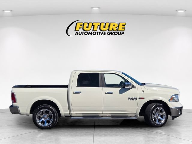 Used 2018 RAM 1500 Laramie w/ Convenience Group AWD/4WD image 3