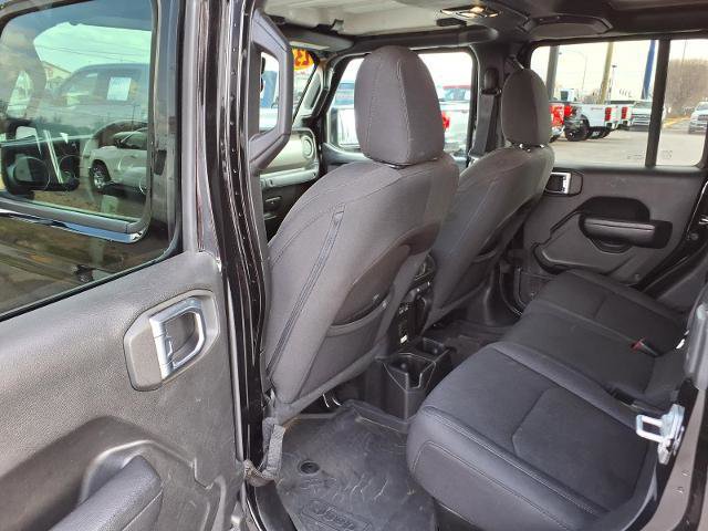 Used 2023 Jeep Gladiator Sport image 21