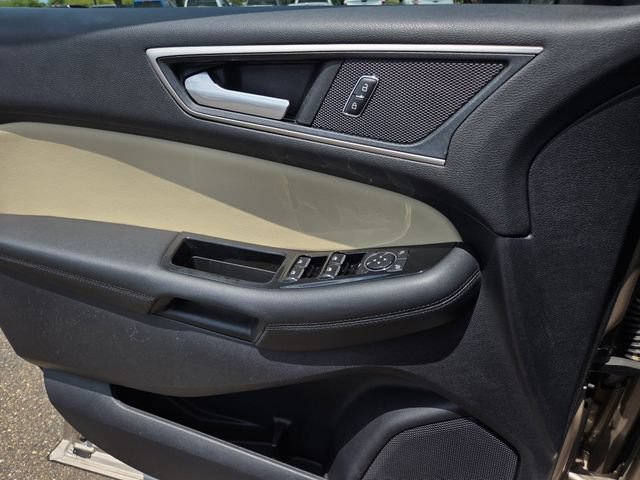 Certified 2020 Ford Edge SEL FWD image 16
