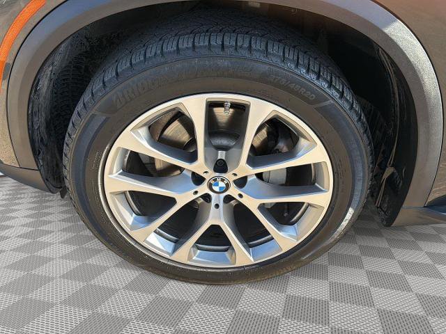Used 2020 BMW X5 sDrive40i w/ Premium Package image 9