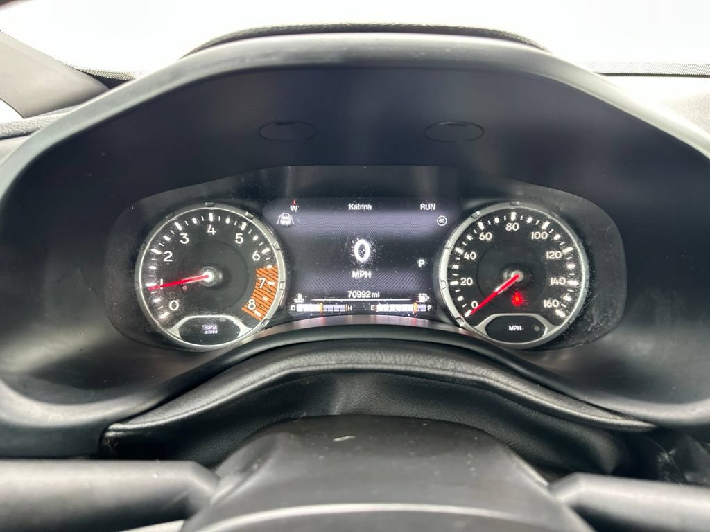 Used 2022 Jeep Renegade Latitude AWD/4WD image 36