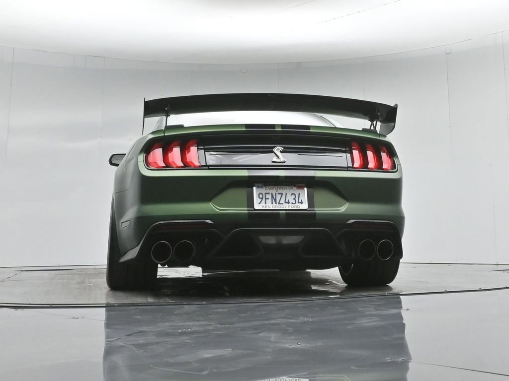 Certified 2022 Ford Mustang Shelby GT500 w/ Carbon Fiber Track Pack image 16
